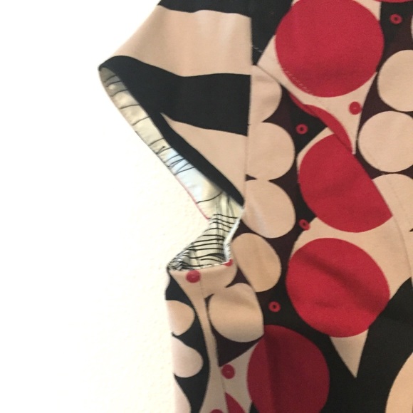 Walter baker by Walter red & tan cropped blazer. 6P - Picture 6 of 11